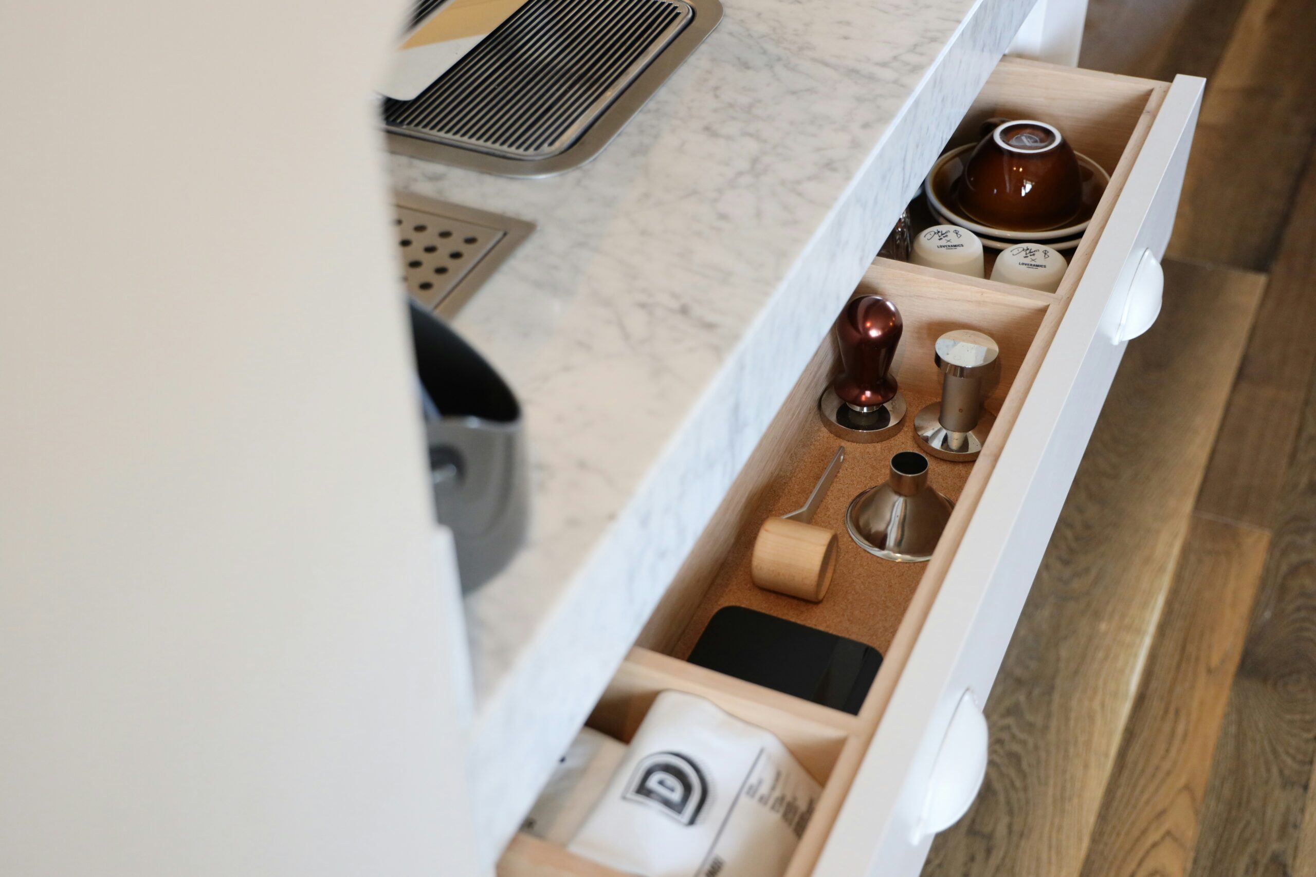 Read more about the article Must-Have Kitchen Cabinet Organizers You’ll Love