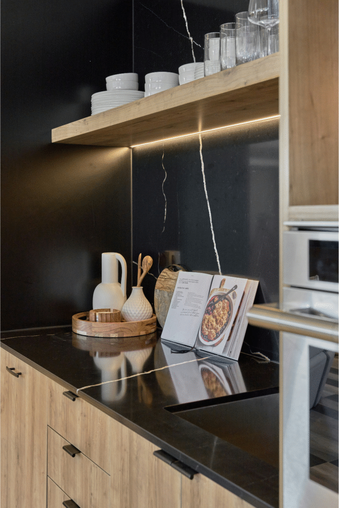 cabinet edge pull