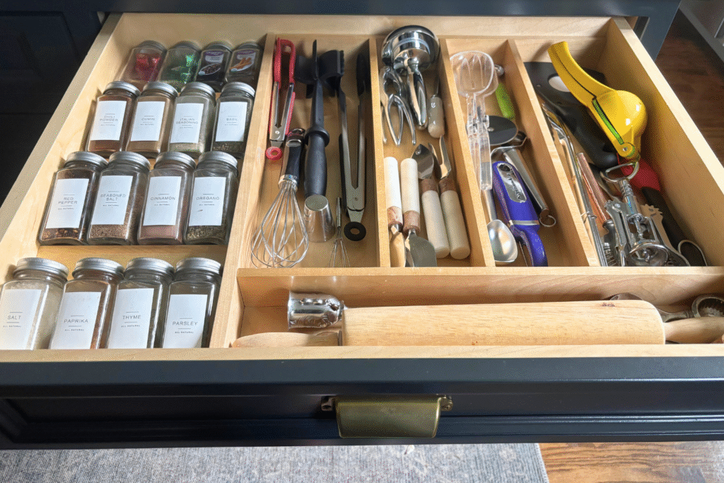 kitchen utensil organizer